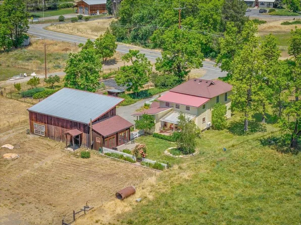 44510 State Highway 96, Seiad Valley, CA 96086