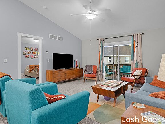5th image of 3024 Loganberry Ln #51