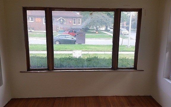 5th image of 12258 Irving Ave