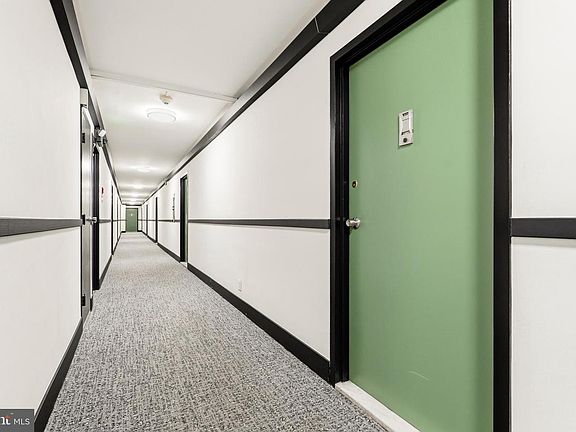 3rd image of 2401 H St NW APT 505