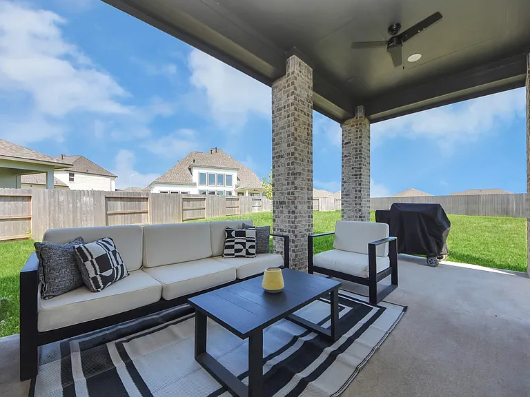 2995 Tantara Dr — Photo 40