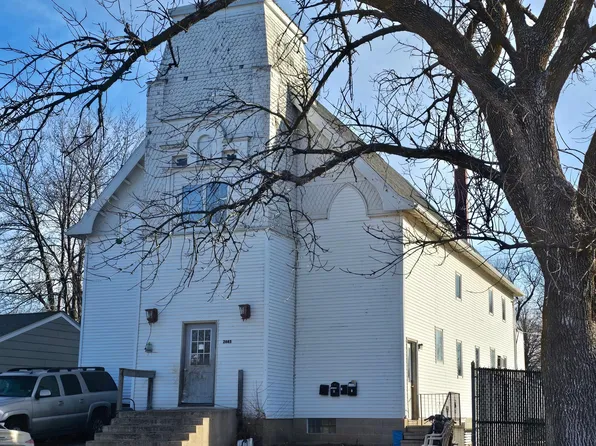 2645 Juniper Ave, Slayton, MN 56172