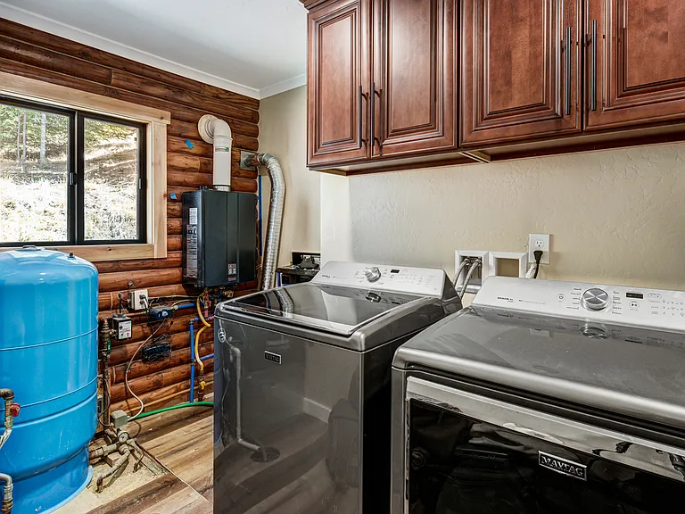 341 Quandary Rd — Photo 18