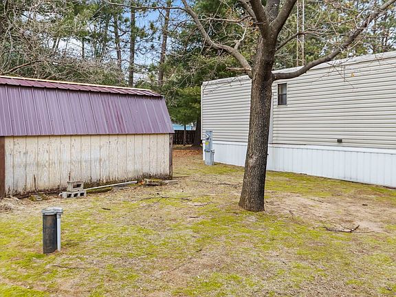 5th image of 226 E Lohrville Ave