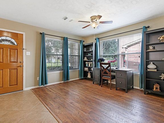 3rd image of 24510 Cornell Park Ln