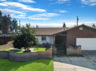 2601 W Country Ave, Visalia, CA 93277