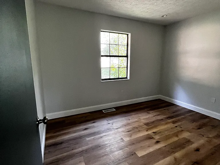 208 Mount David Dr — Photo 14