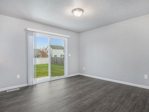 5th image of 1130 Trillium Blvd
