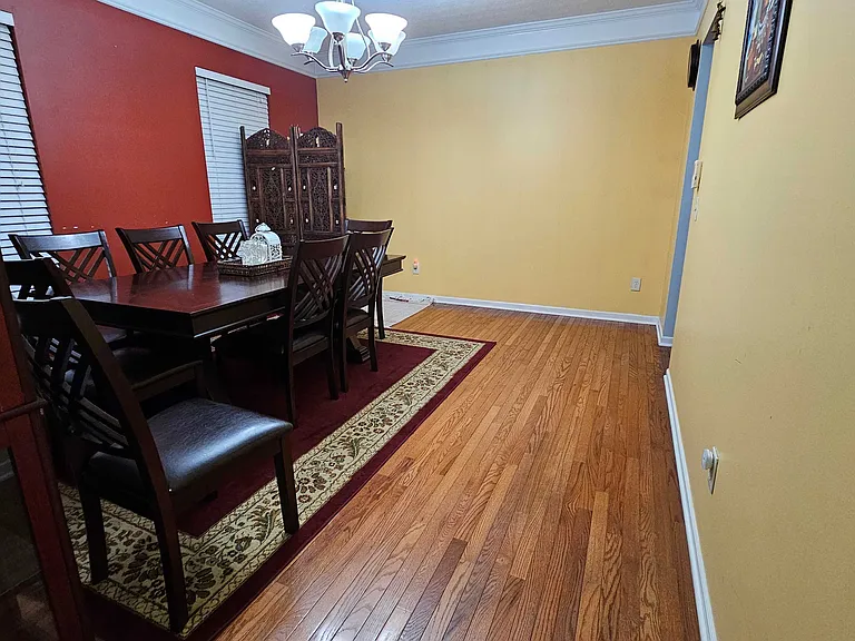 Formal Dining