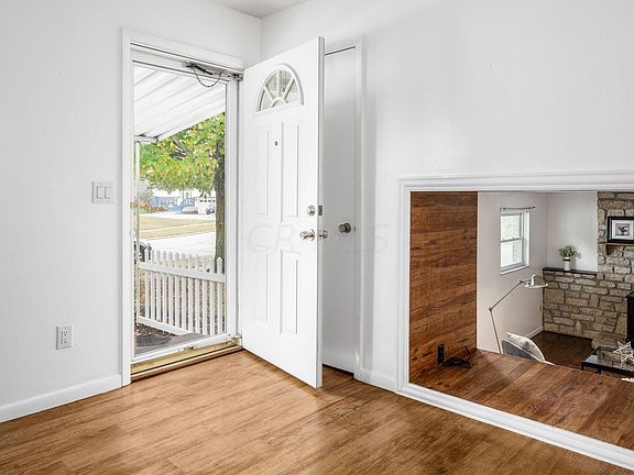 4th image of 8504 Blue Lake Cir