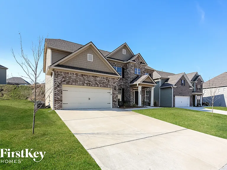 451 Victoria Heights Dr — Photo 2