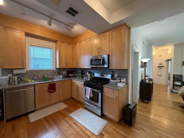 26 Concord Ave, Somerville, MA 02143