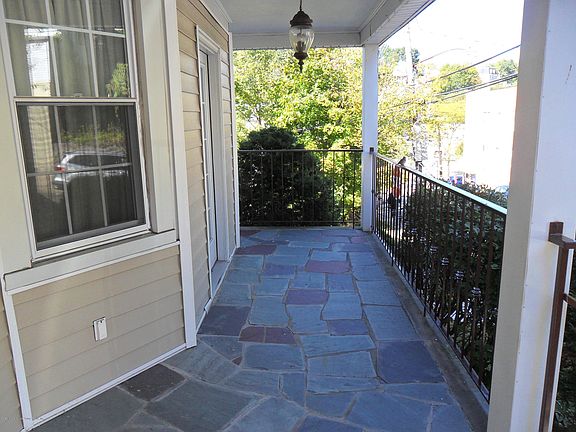 4th image of 20 Fiedler Ave
