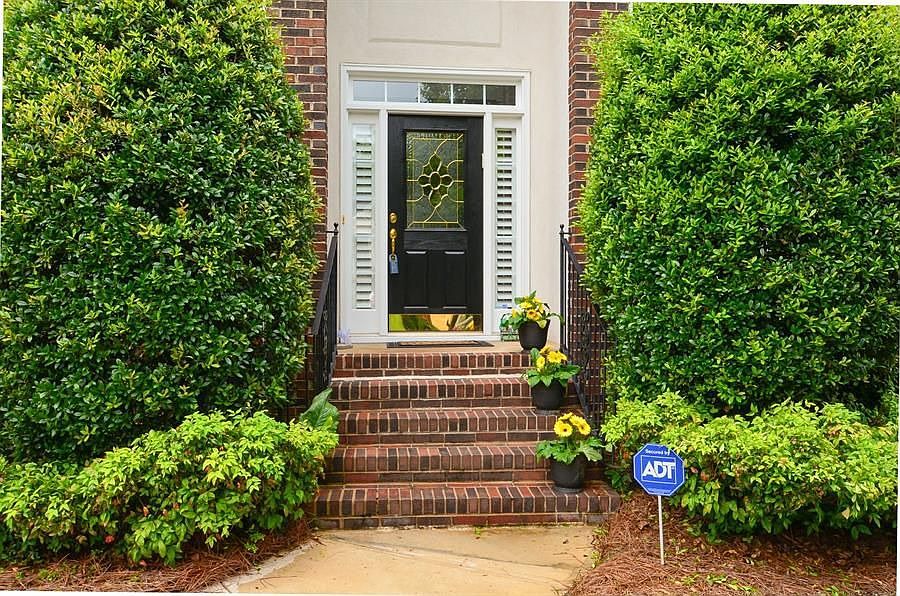 2nd image of 8914 Magnolia Heights Ct