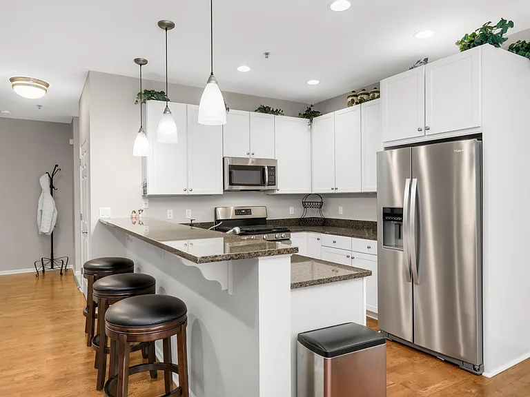 17710 Valley Cove Ct — Photo 4
