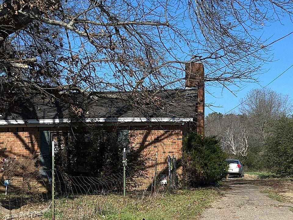 2nd image of 60067 Faulkner Rd