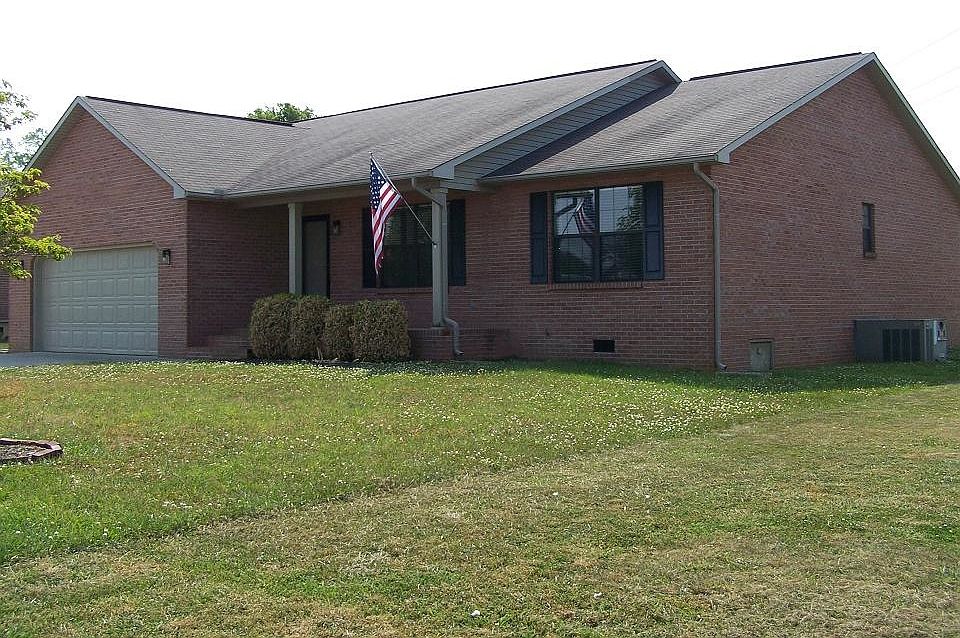 1st image of 1912 Rosebud Dr
