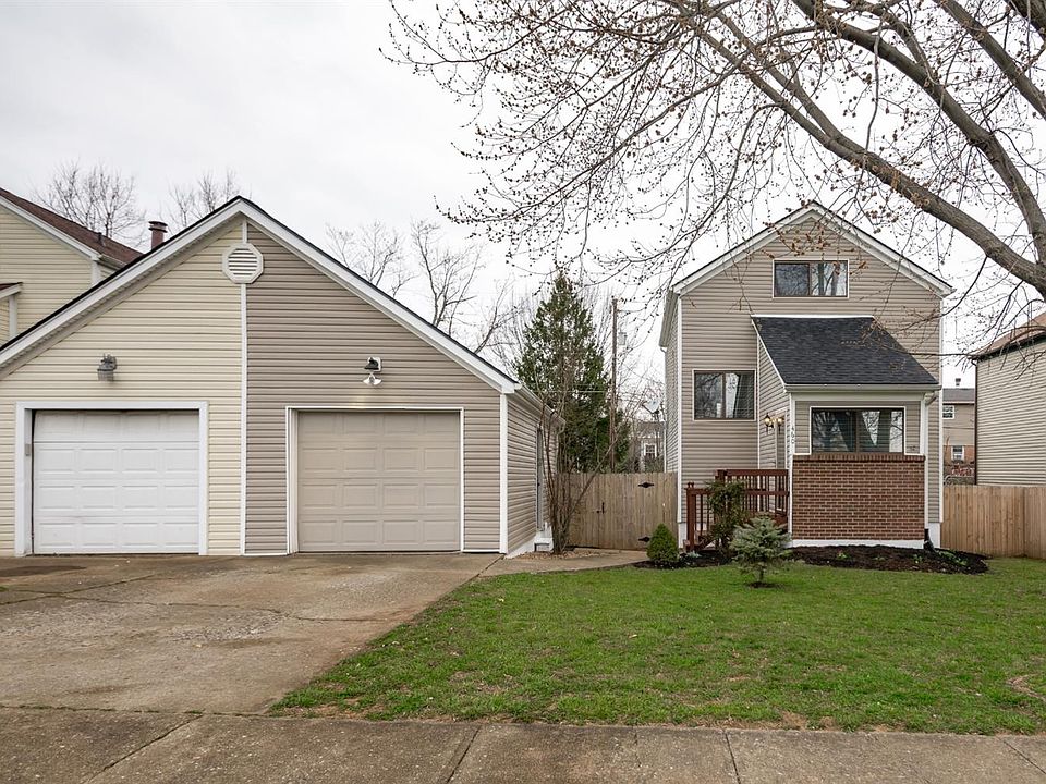 1st image of 460 Larkwood Dr