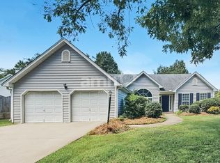 360 Dunagan Dr, Lawrenceville, GA 30045