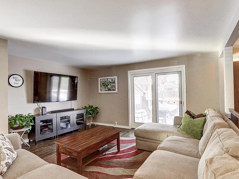10563 W 62nd Pl — Photo 9