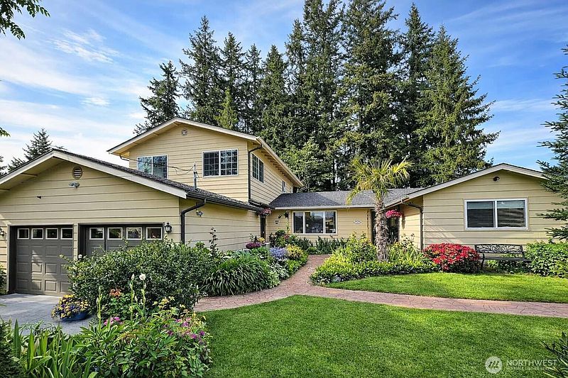 2nd image of 11858 SE 236th Street