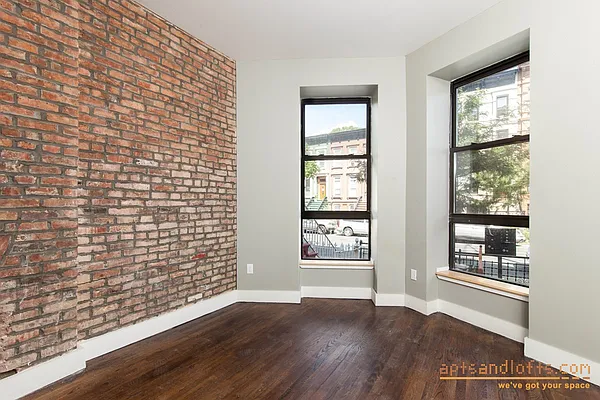 Rented by aptsandlofts.com | media 29