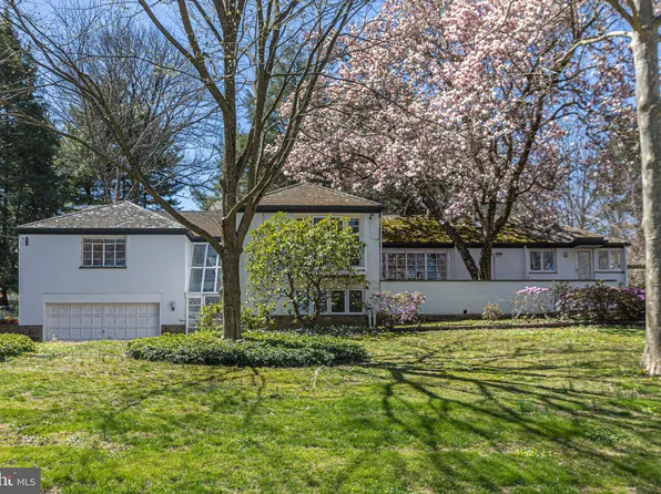 2221 Stackhouse Dr, Yardley, PA 19067