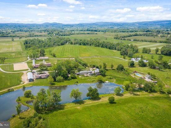 33846 Foxlease Ln, Upperville, VA 20184 | MLS #VALO432996 | Zillow