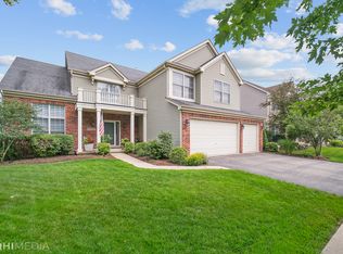 0N943 Bartelt Rd, Geneva, IL 60134