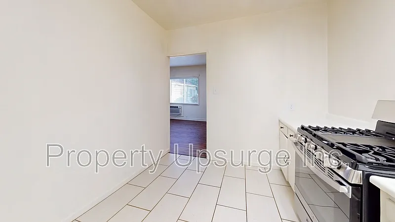 1 bed, 1.0 bath, 481 sqft, $1,150 — Photo 2