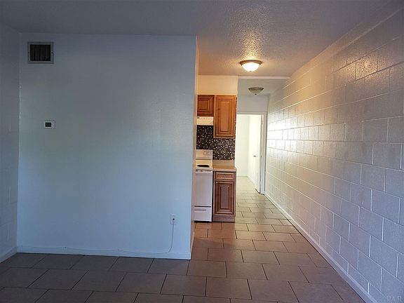 2nd image of 1177 E Lloyd St #108