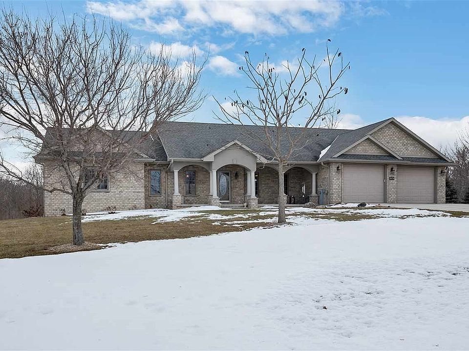 1st image of 2878 Woodhaven Cir