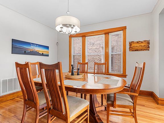 4th image of 4322 W Kamerling Ave