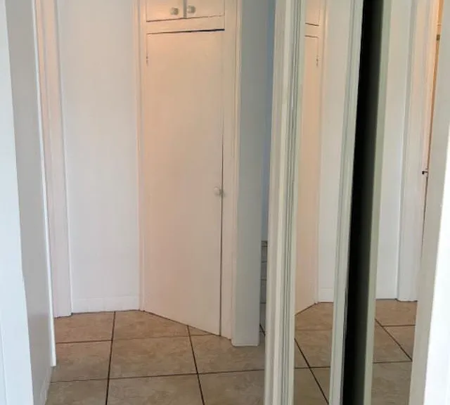 400 Northlake Ct #204 — Photo 11