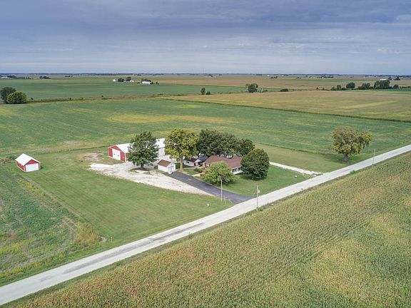 3rd image of 1510 N County Road 1050 St E