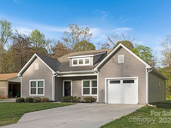 3rd image of 3708 Small Ave