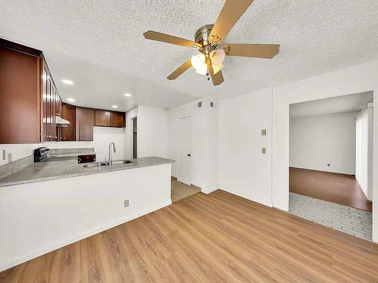 850 Arcadia Ave #5 — Photo 24