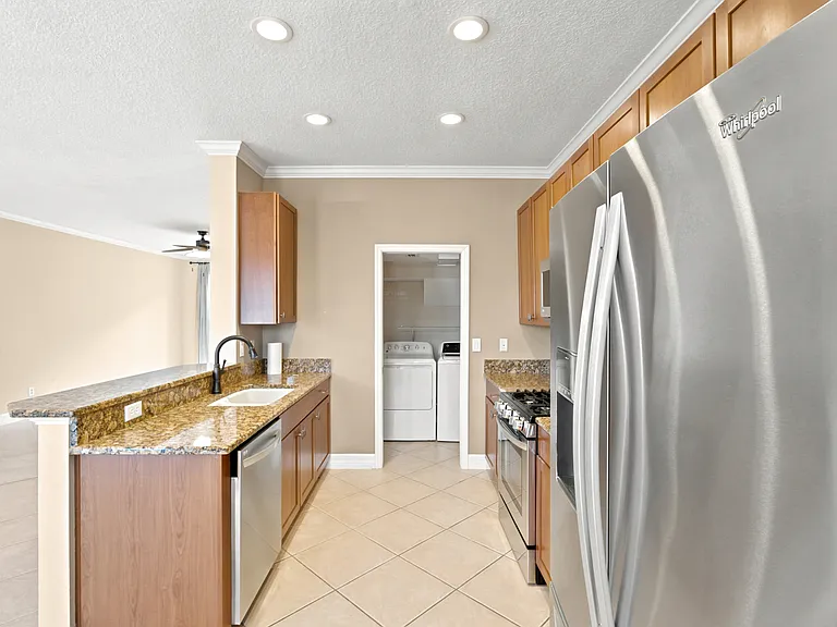 117 Hedgewood Dr — Photo 9