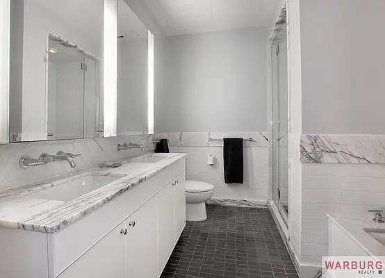 Sold by Warburg | media 7