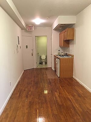 2nd image of 186 Orchard St APT 3RS