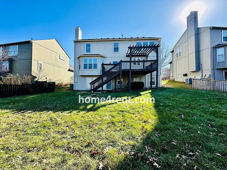 15252 W 158th Ter — Photo 58