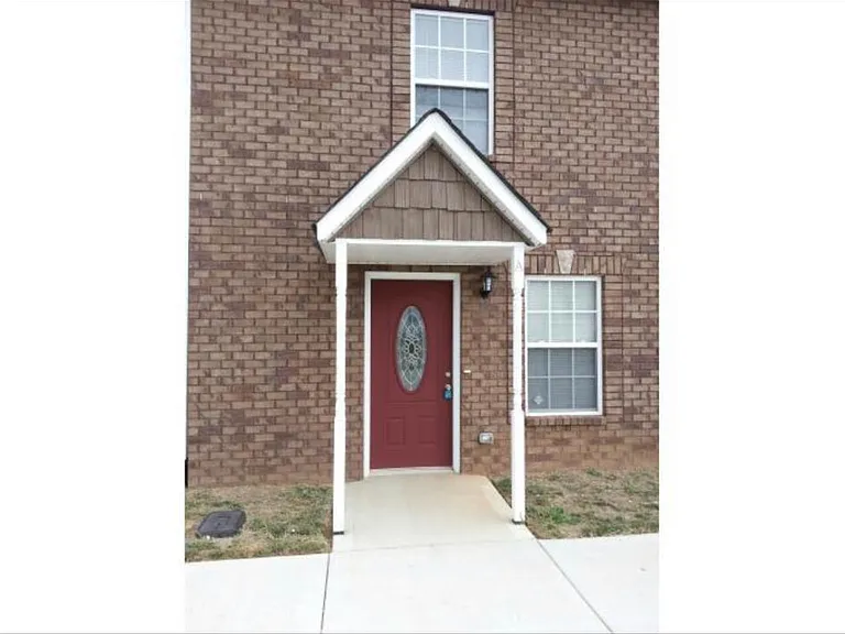 317 Lansinger Ln #A — Photo 1