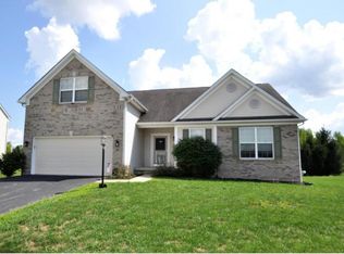 343 Enos Loomis St, Pataskala, OH 43062