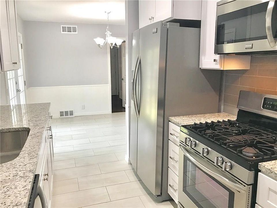 1st image of 3510 Demaret Dr