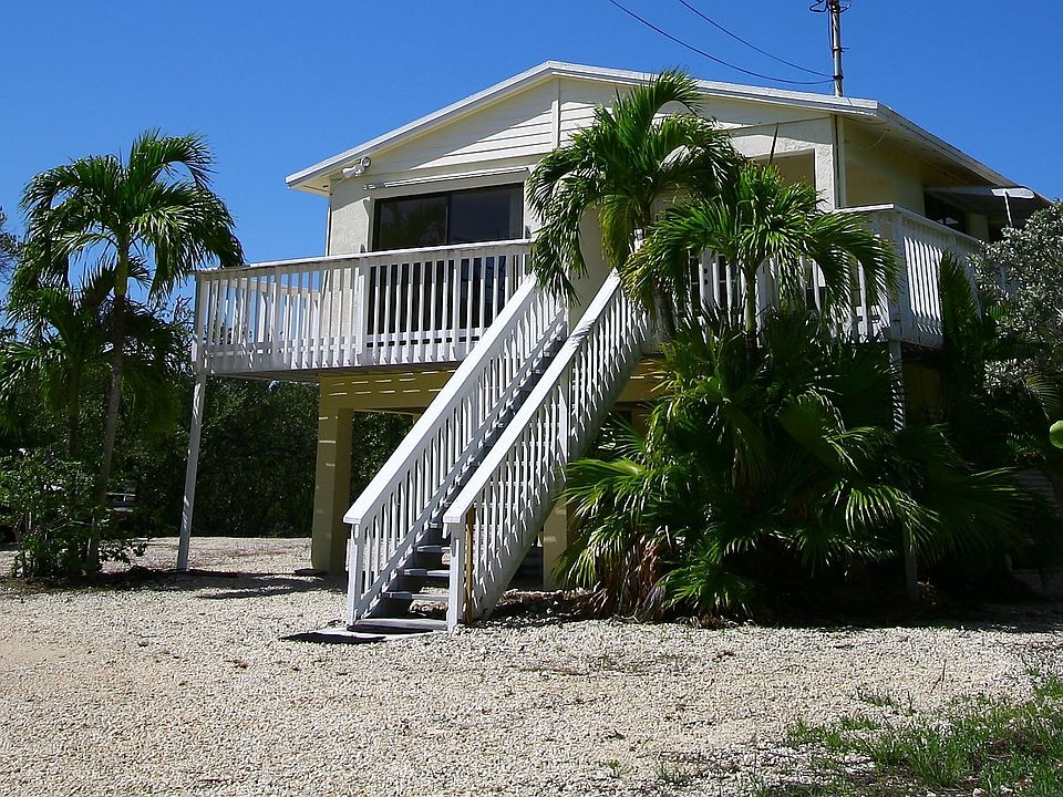 368 Perry Ave Grassy Key, Ma