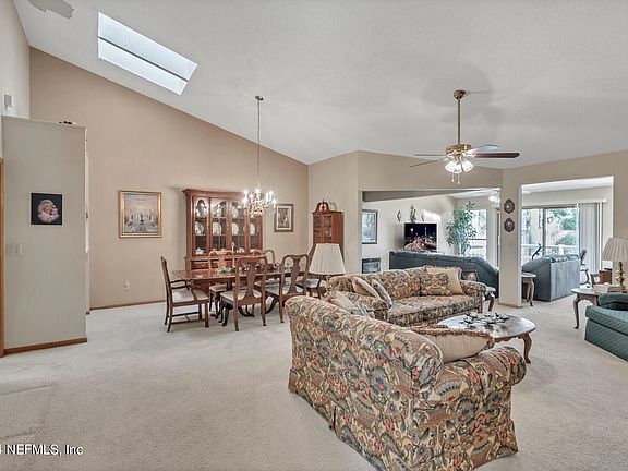 5th image of 593 WELLS LANDING Drive