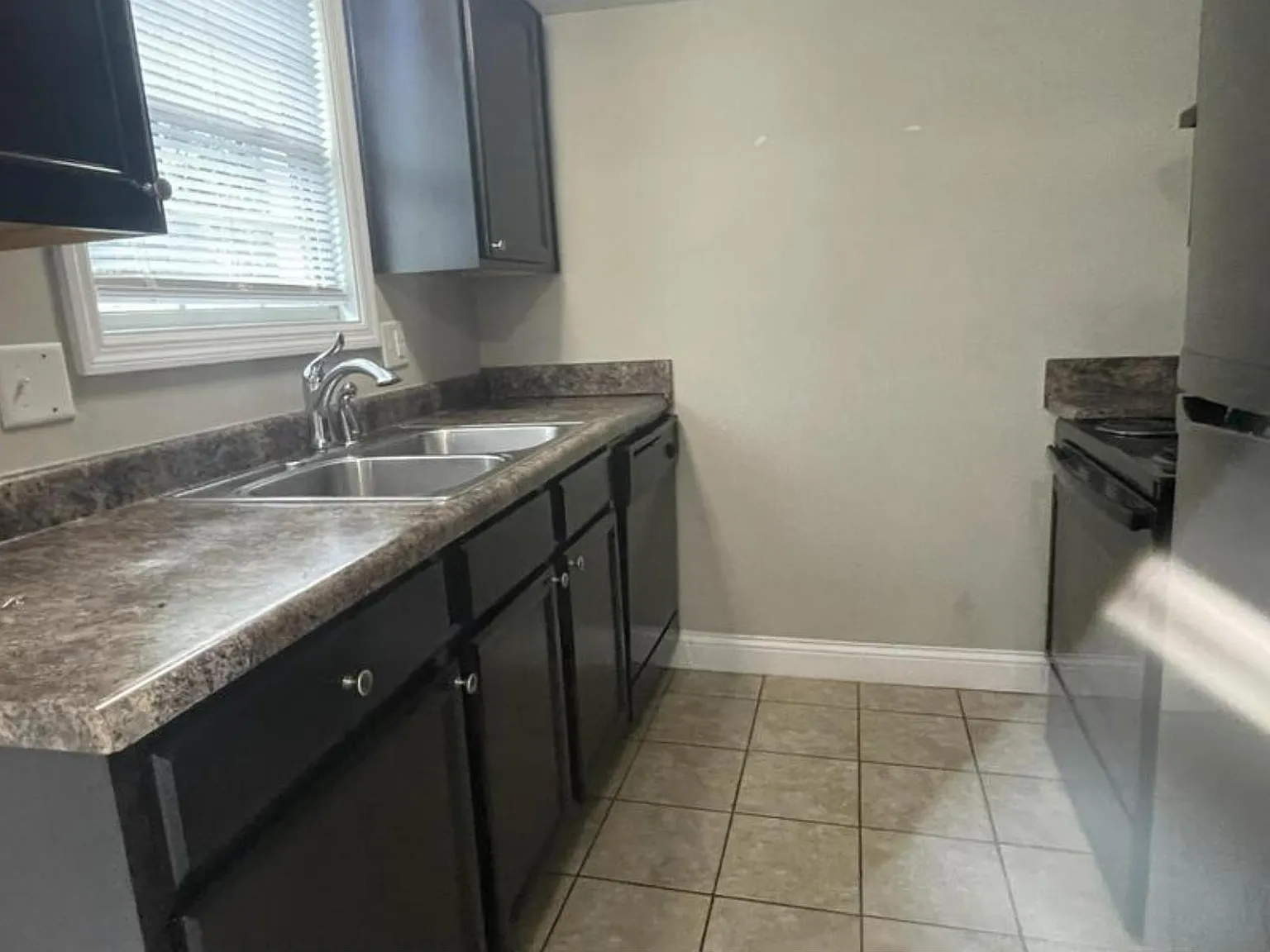 916 Villa Dr — Photo 1
