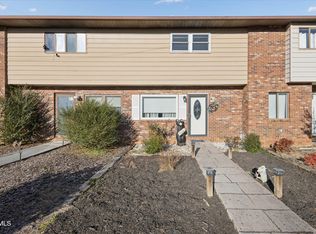 114 Colt Ln APT 6, Johnson City, TN 37601