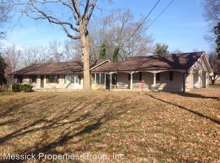210 West St, King, NC 27021