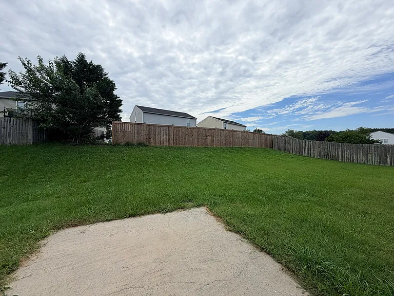 3963 Heather View Ln — Photo 36